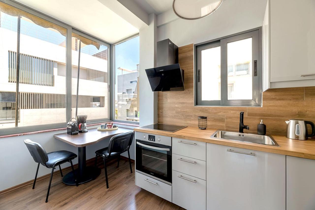 Boutique39 Luxury Apartment Glyfada Athena Bagian luar foto