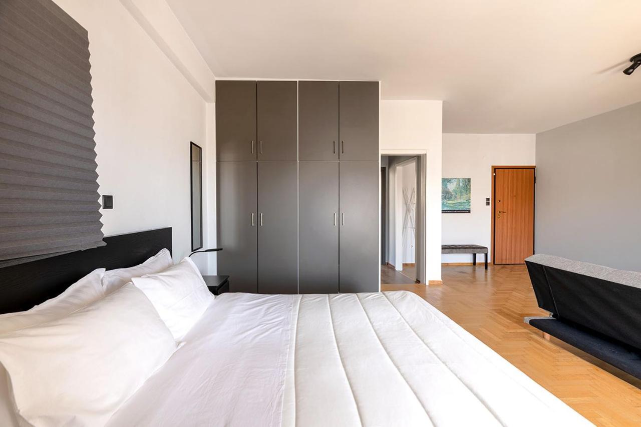 Boutique39 Luxury Apartment Glyfada Athena Bagian luar foto